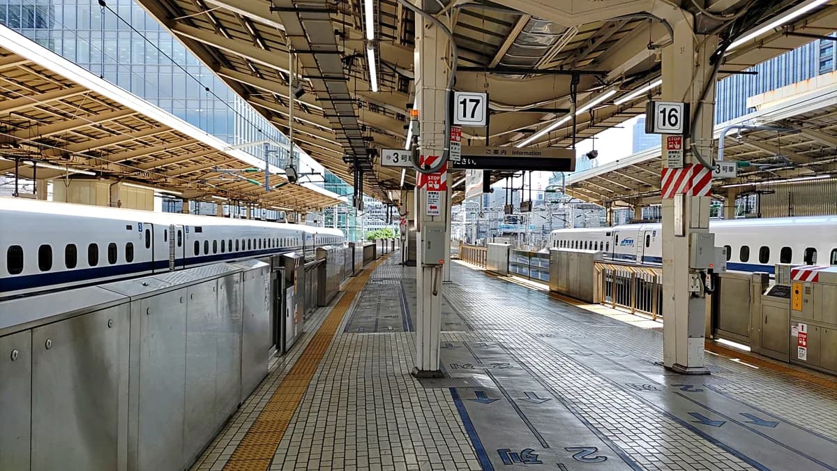 東京駅にて　東海道新幹線ホーム