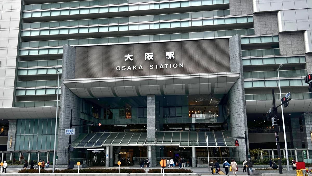 JR　大阪駅
